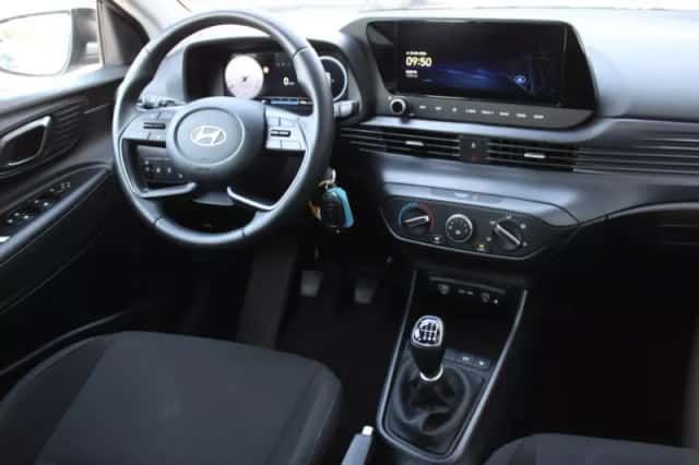 Hyundai i20 (2025) thumbnail 2