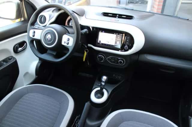 Renault Twingo (2023) thumbnail 4