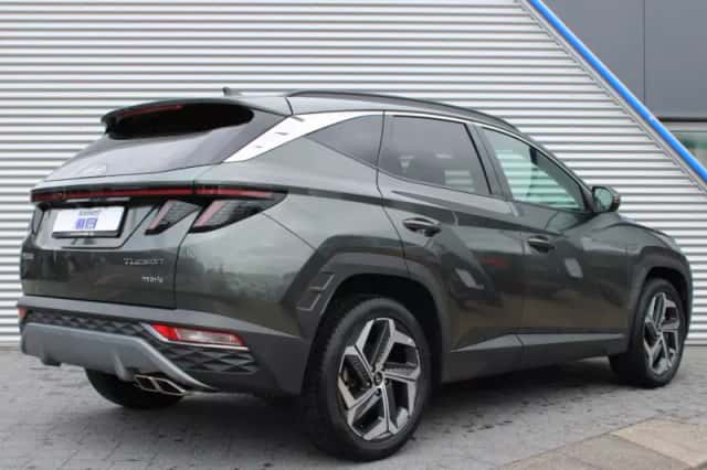 Hyundai Tucson (2023) thumbnail 3