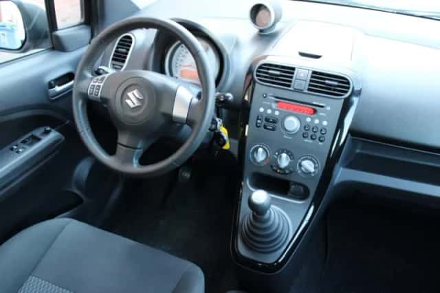 Suzuki Splash (2014) thumbnail 6