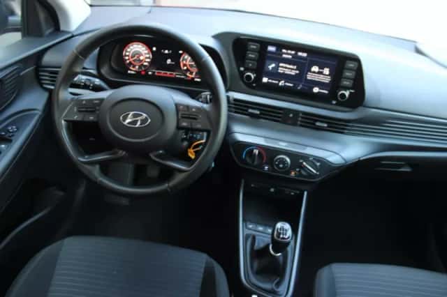 Hyundai i20 (2024) thumbnail 2