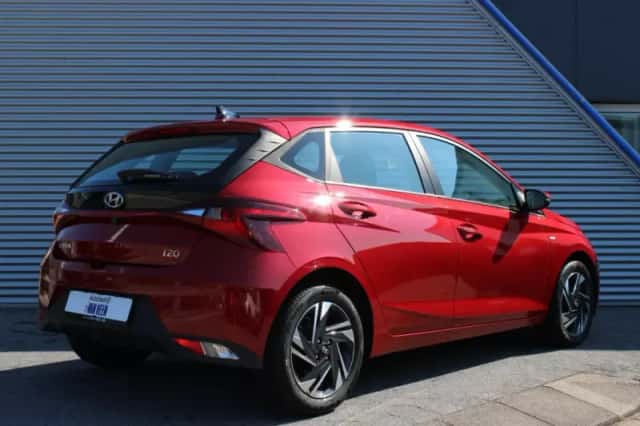 Hyundai i20 (2024) thumbnail 3
