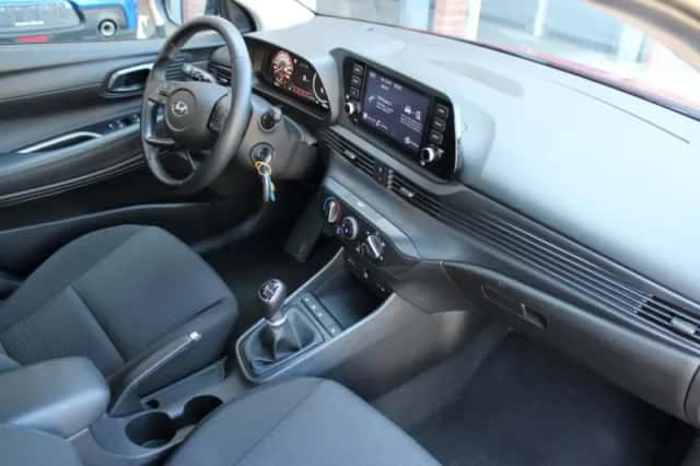 Hyundai i20 (2024) thumbnail 4