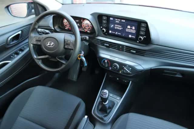 Hyundai i20 (2024) thumbnail 6