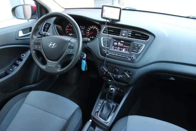 Hyundai i20 (2019) thumbnail 6