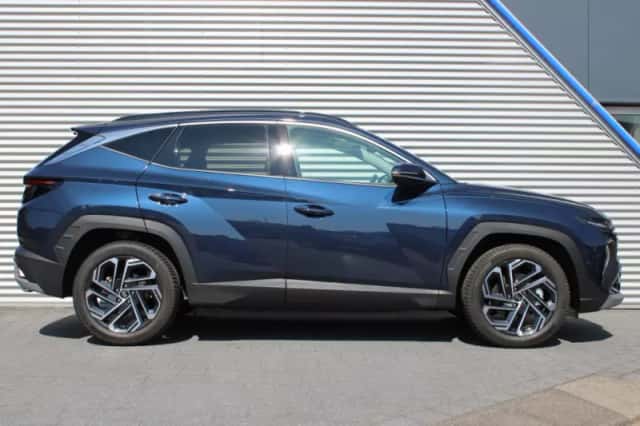 Hyundai Tucson (2025) thumbnail 4