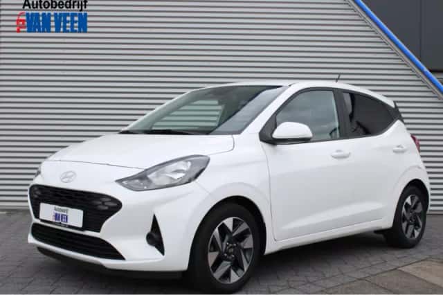 Hyundai i10 (2025) thumbnail 1