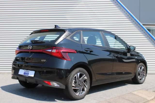 Hyundai i20 (2024) thumbnail 2