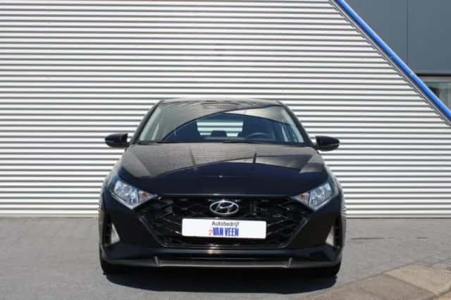 Hyundai i20 (2024) thumbnail 5