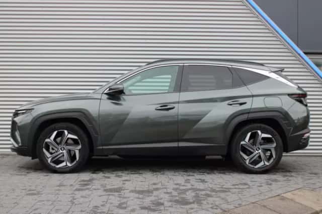 Hyundai Tucson (2022) thumbnail 3