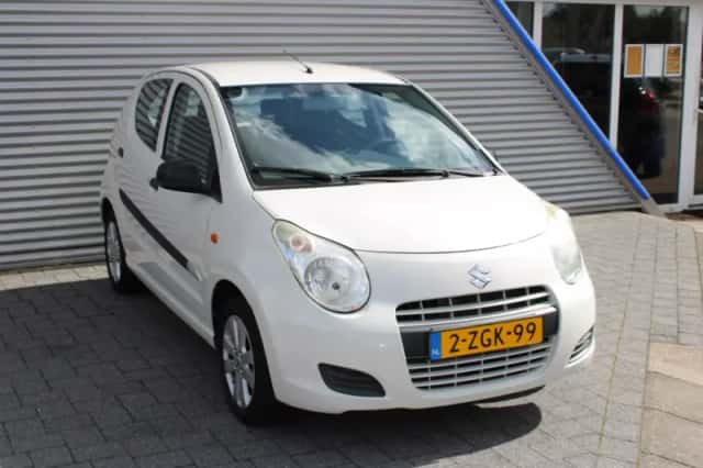 Suzuki Alto (2015) thumbnail 6