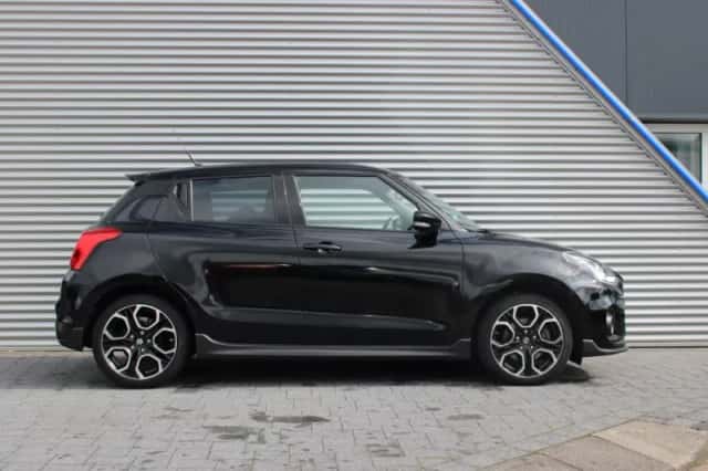Suzuki Swift (2023) thumbnail 4