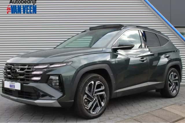 Hyundai Tucson (2025) thumbnail 1