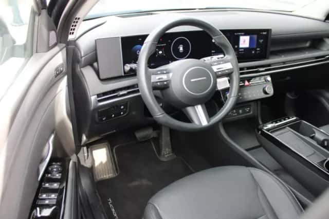 Hyundai Tucson (2025) thumbnail 6