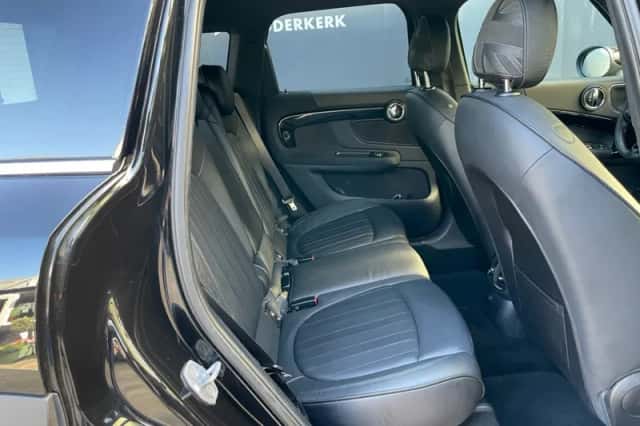 MINI Countryman (2017) thumbnail 14