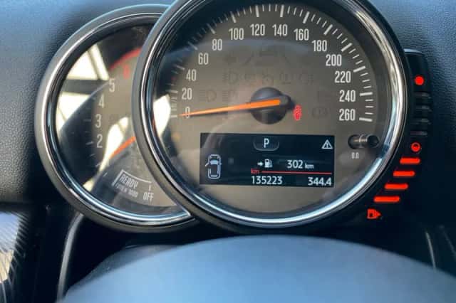MINI Countryman (2017) thumbnail 10