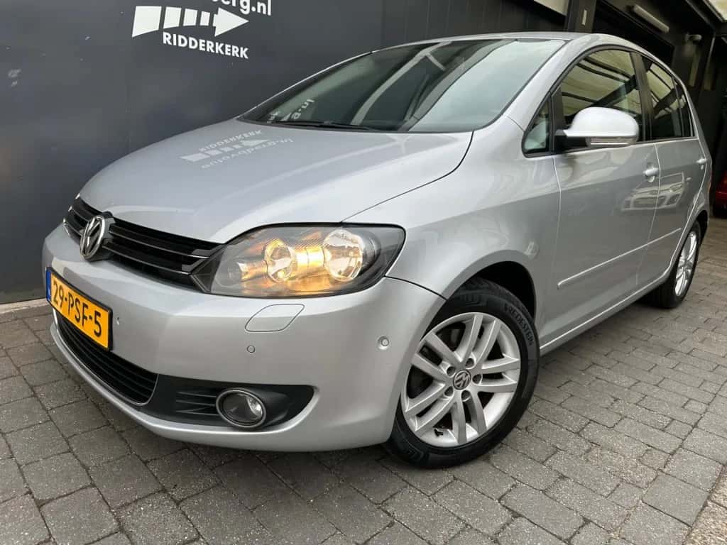 Volkswagen Golf (2011) — foto 1