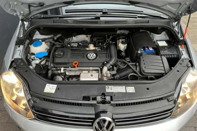 Volkswagen Golf (2011) thumbnail 19