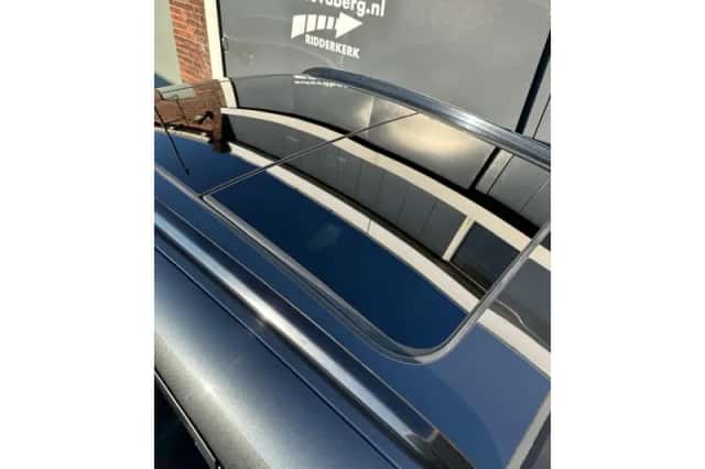 Porsche Macan (2018) thumbnail 7