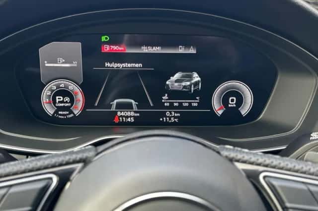 Audi A4 (2023) thumbnail 22