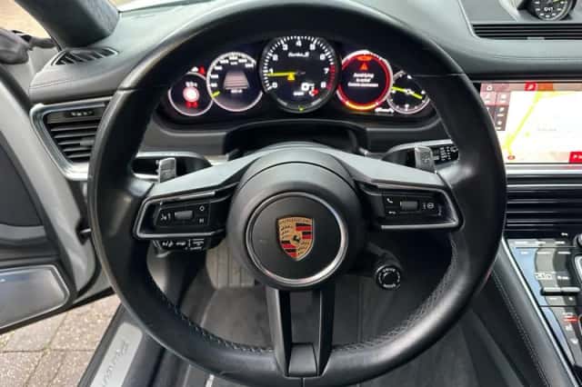 Porsche Panamera (2021) thumbnail 19
