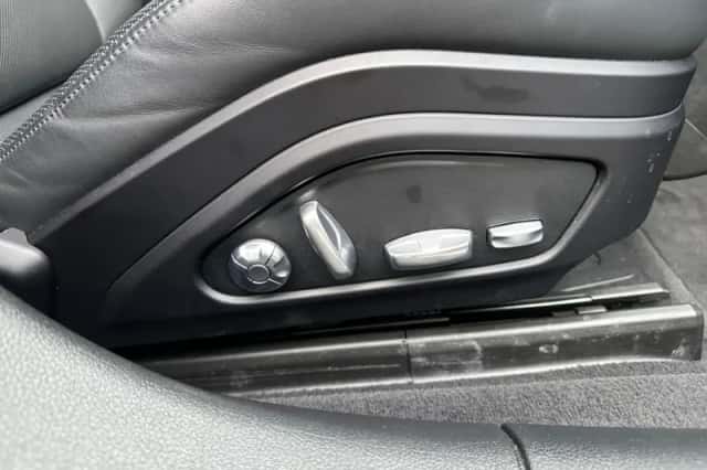 Porsche Panamera (2021) thumbnail 25