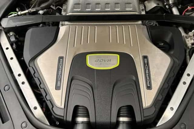 Porsche Panamera (2021) thumbnail 27