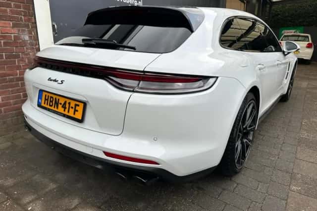 Porsche Panamera (2021) thumbnail 4