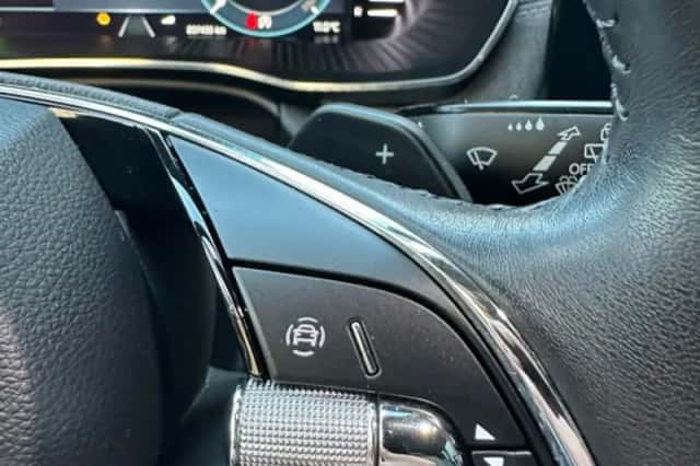 Škoda Octavia (2021) thumbnail 13