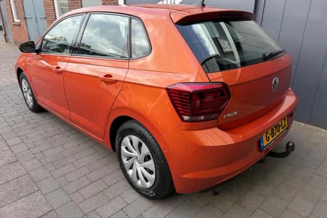 Volkswagen Polo (2019) thumbnail 2