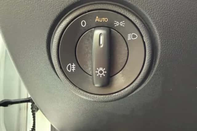 Volkswagen Up (2021) thumbnail 19