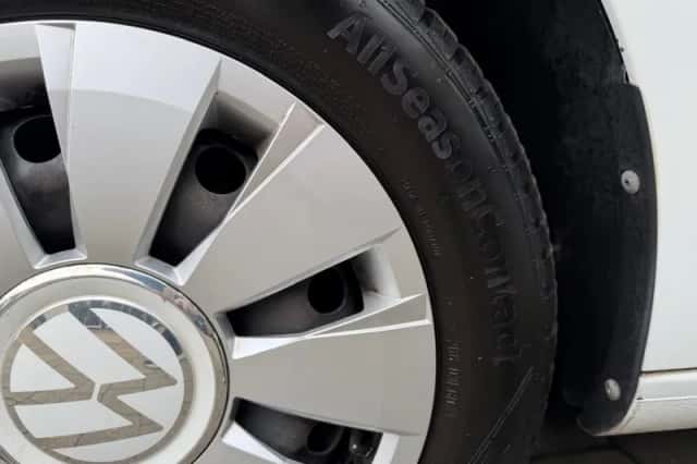 Volkswagen Up (2021) thumbnail 22