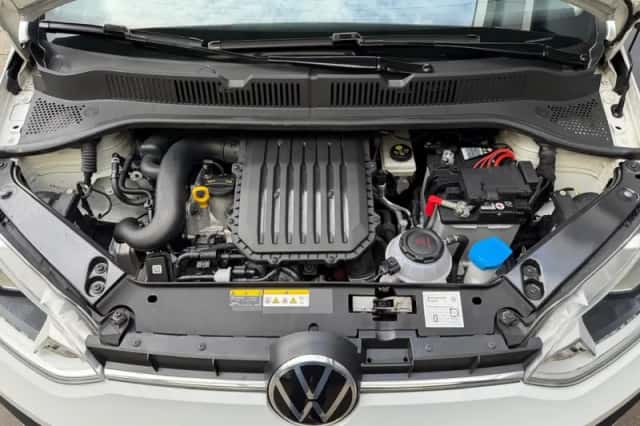 Volkswagen Up (2021) thumbnail 23