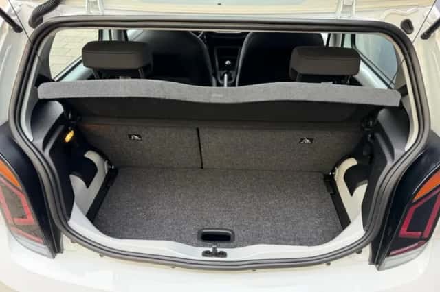 Volkswagen Up (2021) thumbnail 27