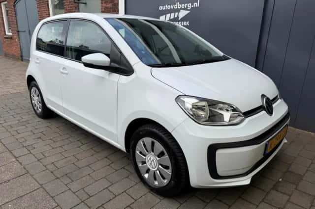 Volkswagen Up (2021) thumbnail 5