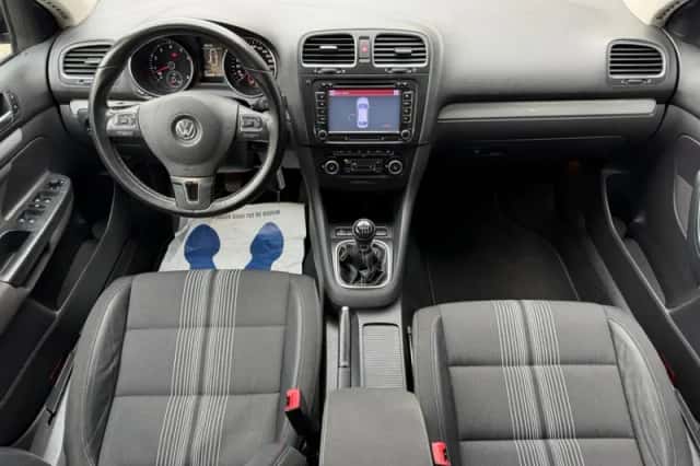 Volkswagen Golf (2012) thumbnail 5