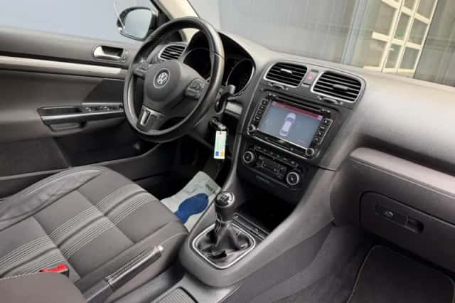 Volkswagen Golf (2012) thumbnail 6