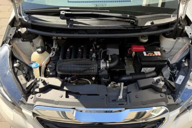 Peugeot 108 (2015) thumbnail 25