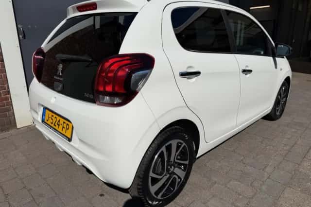 Peugeot 108 (2015) thumbnail 5