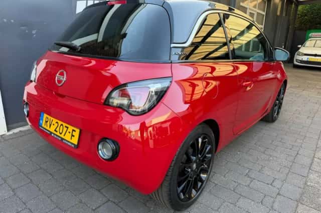 Opel Adam (2016) thumbnail 4