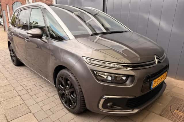 Citroën C4 (2020) thumbnail 3