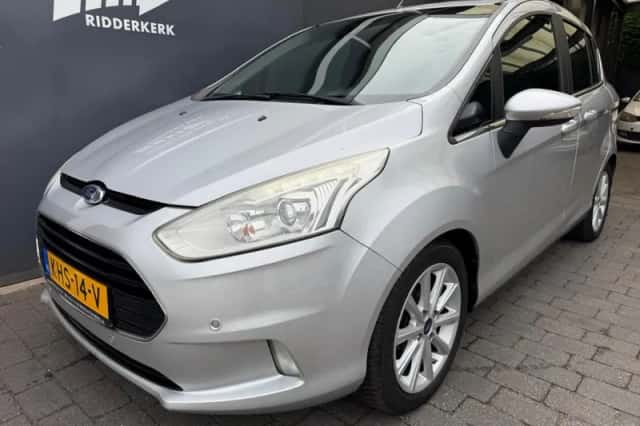Ford B-Max (2015) thumbnail 1