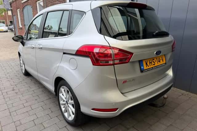 Ford B-Max (2015) thumbnail 2