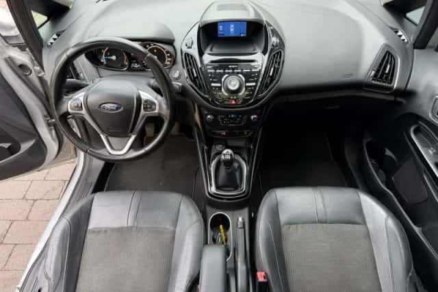 Ford B-Max (2015) thumbnail 5