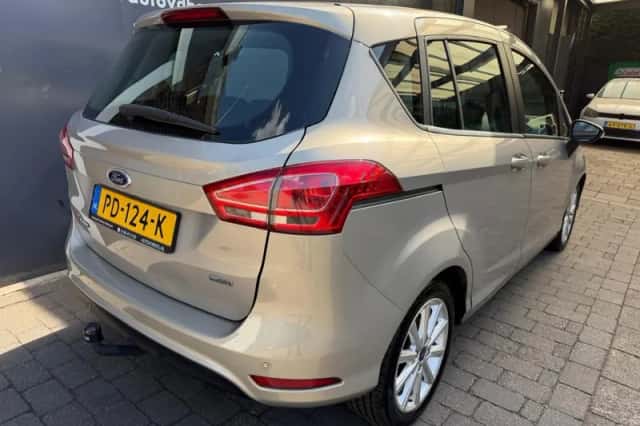 Ford B-Max (2013) thumbnail 2