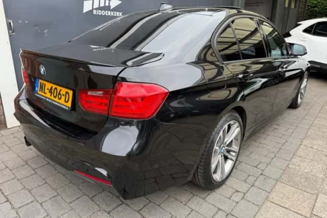 BMW 3-Serie (2013) thumbnail 4