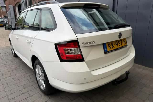 Škoda Fabia (2018) thumbnail 2