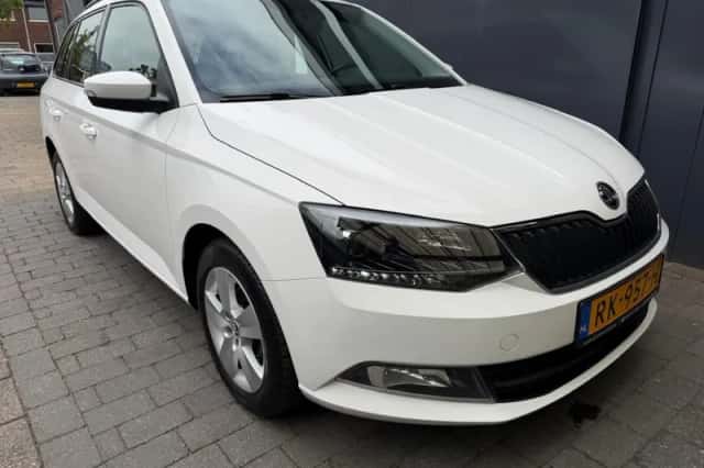 Škoda Fabia (2018) thumbnail 3