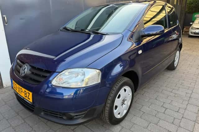Volkswagen FOX (2007) thumbnail 1