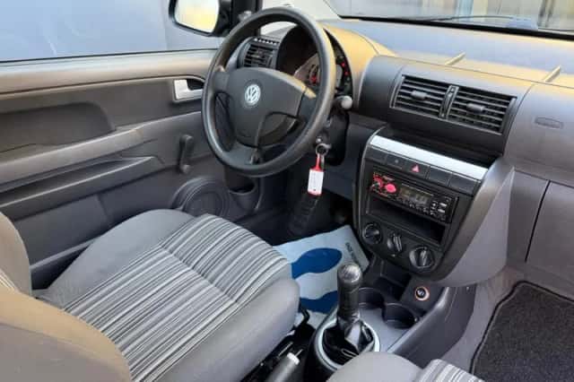 Volkswagen FOX (2007) thumbnail 5